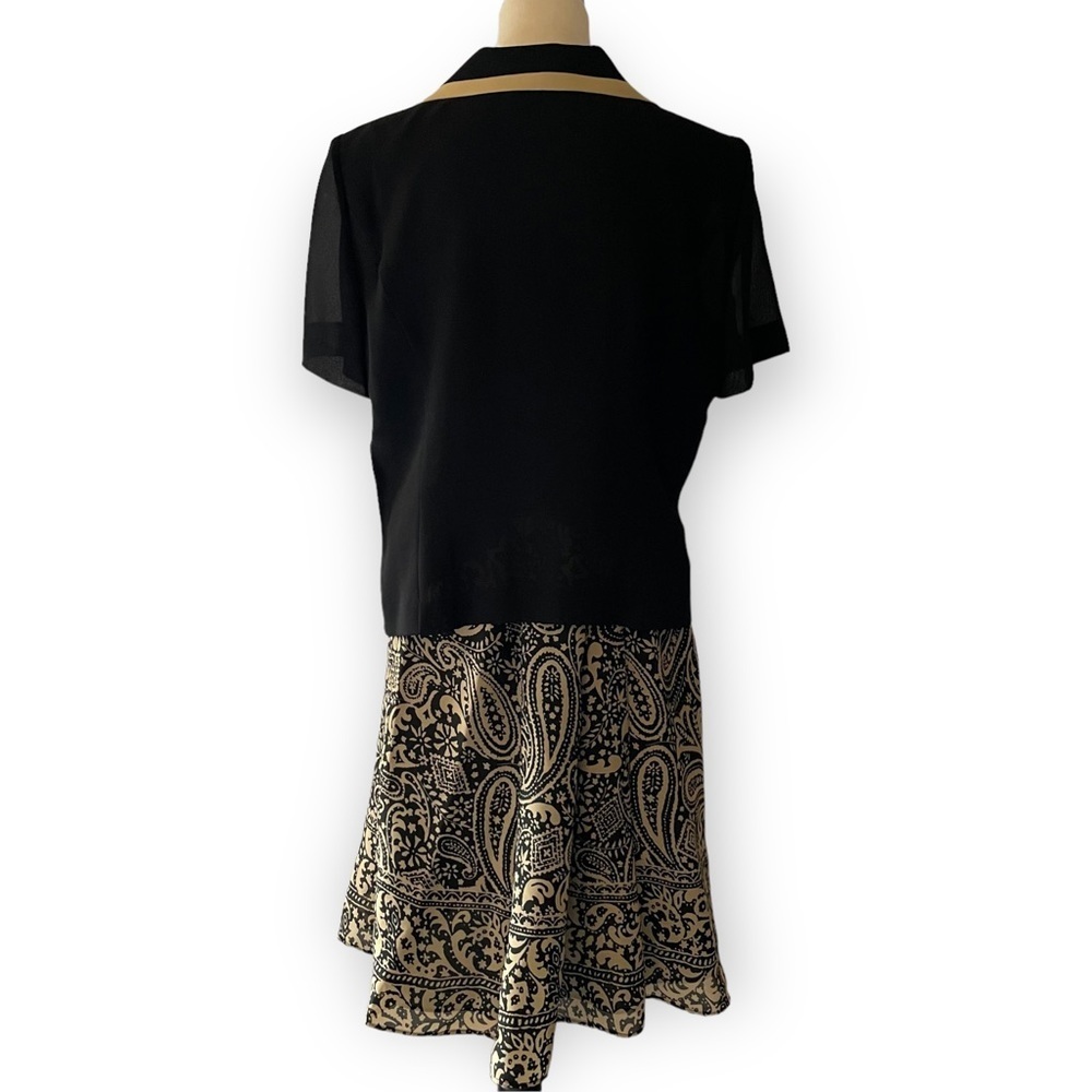 Sold NWT Danny & Nicole 2 Piece Set Skirt and Blouse - Picture 8 of 14